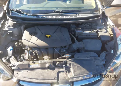 2013 Hyundai Elantra Gls/Limited z USA, uszkodzony, nr VIN 5NPDH4AE5DH174747